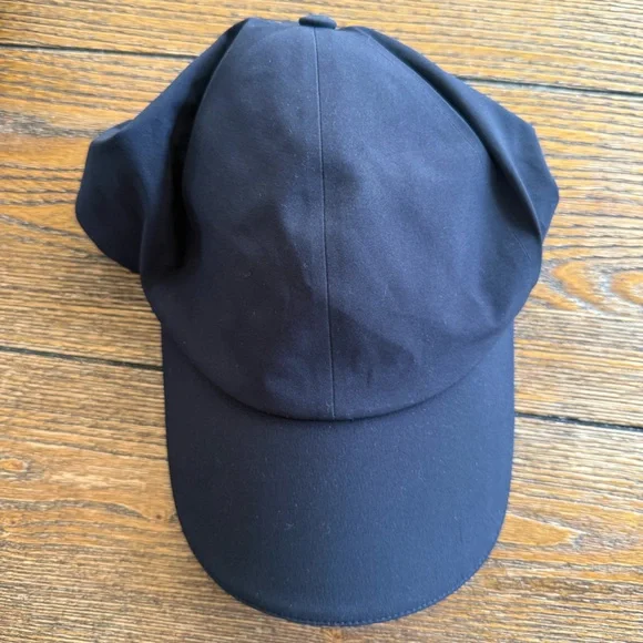 Lululemon Athletica Fast & Free Black Women's Hat - Picture 2 of 5